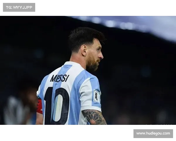 帕斯：梅西是我永远的偶像，和他并肩作战让我感到不可思议